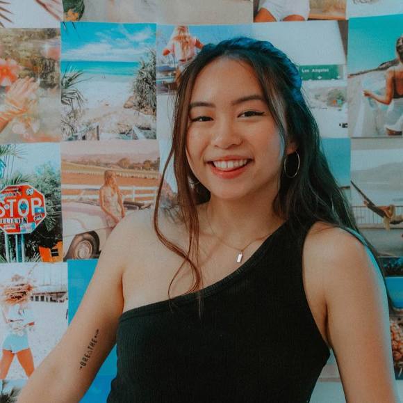 Meet your Posher, Amanda - Picture 1 of 1